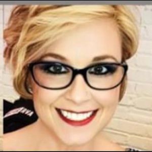 Meet your Posher, Deanne